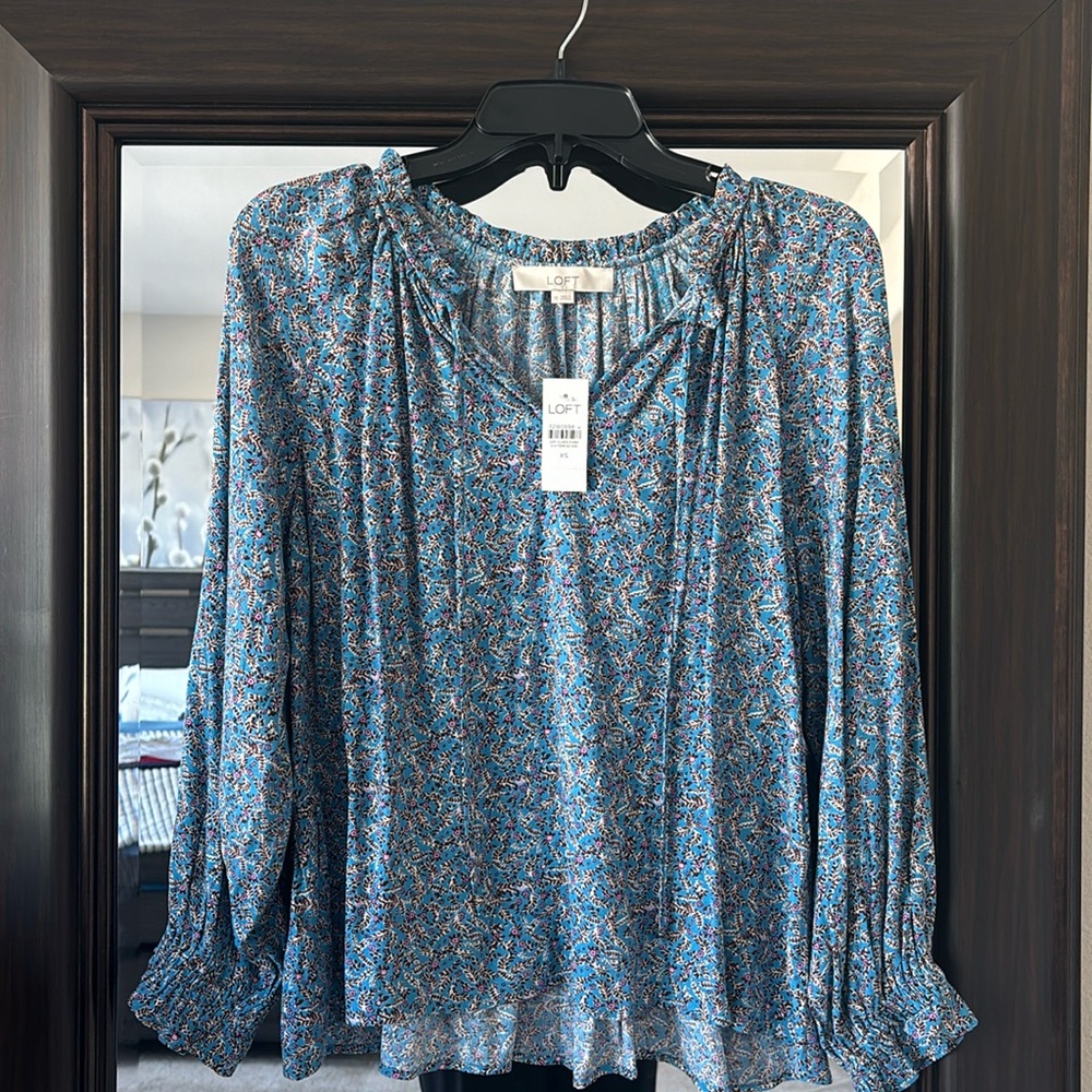Brand new with tags Ann Taylor loft top.  X-small